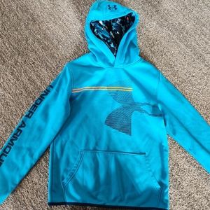 Under Armour sweatshirt